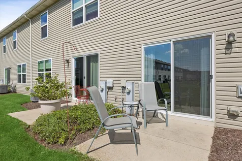 246 Wildmeadow Lane Woodstock IL 60098