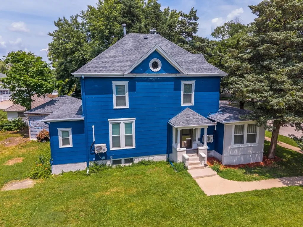 615 North Chicago Street Pontiac IL 61764