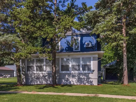 615 North Chicago Street Pontiac IL 61764