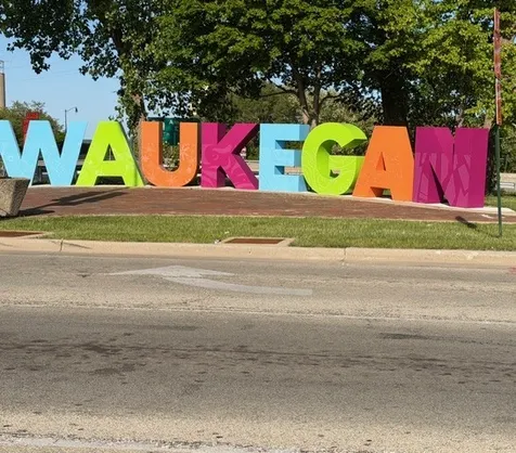 1113 Douglas Court Waukegan IL 60085