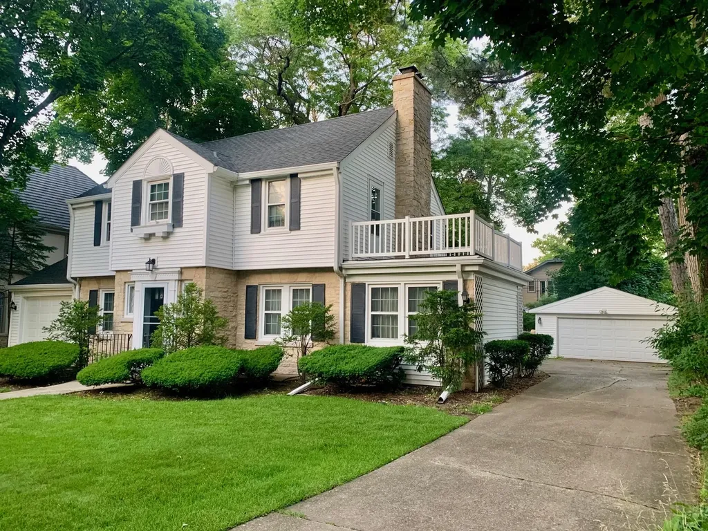 4125 Howard Avenue Western Springs IL 60558
