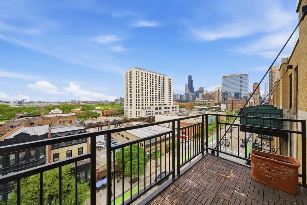 1307 South Wabash Avenue Chicago IL 60605