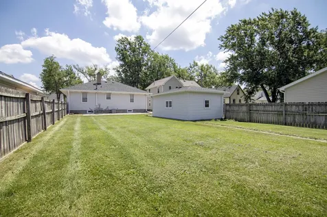 359 South Cleveland Avenue Bradley IL 60915