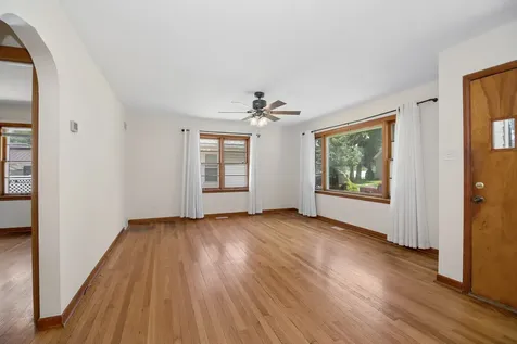 359 South Cleveland Avenue Bradley IL 60915