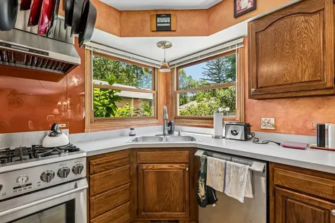 219 Woodlawn Drive Mundelein IL 60060