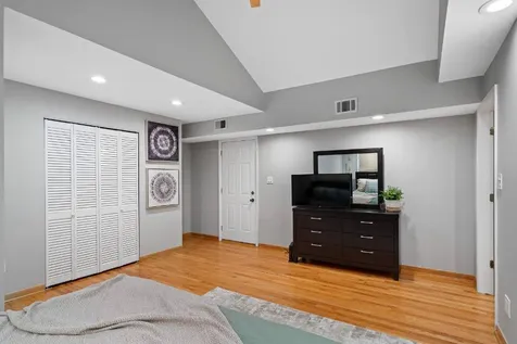 1450 West Webster Avenue Chicago IL 60614