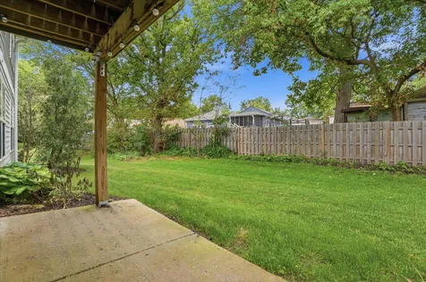 1291 North Red Oak Circle Round Lake Beach IL 60073