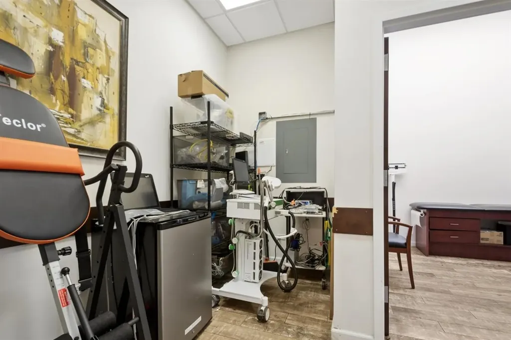 2219 West Belmont Avenue Chicago IL 60618