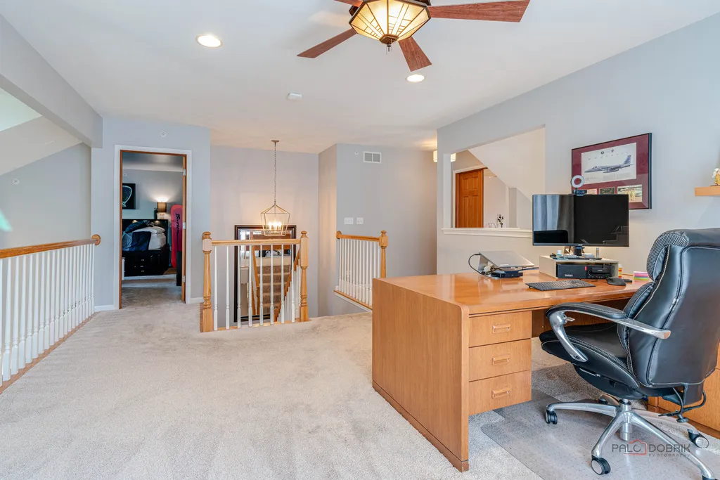 38 Lakebreeze Court Lake Zurich IL 60047