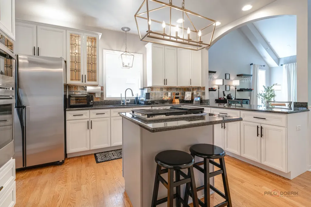 38 Lakebreeze Court Lake Zurich IL 60047