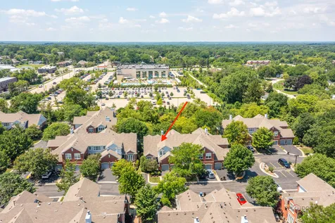 38 Lakebreeze Court Lake Zurich IL 60047