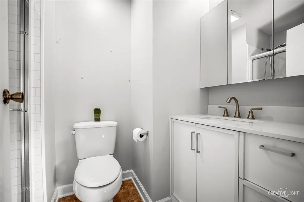 1099 Prescott Drive Roselle IL 60172