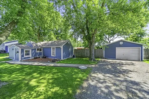 817 South Hugh Street Plano IL 60545