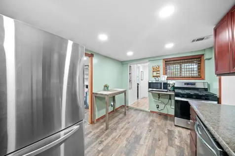 817 South Hugh Street Plano IL 60545