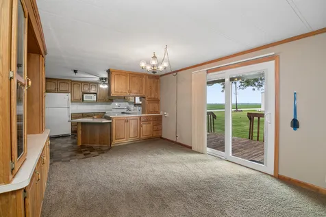 5472 East 2000n Road Kankakee IL 60901