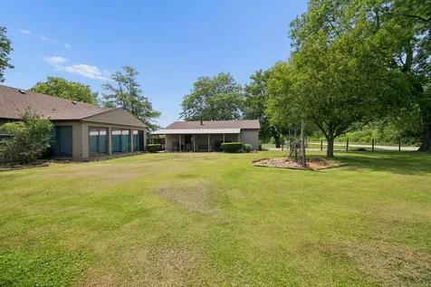 5472 East 2000n Road Kankakee IL 60901