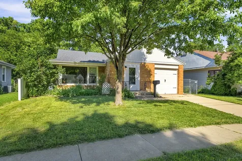 1043 State Street Ottawa IL 61350