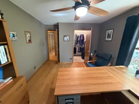 222 Thomas Drive Wood Dale IL 60191