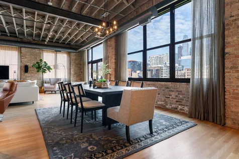 420 West Grand Avenue Chicago IL 60654