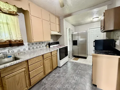 703 Park Place Sterling IL 61081