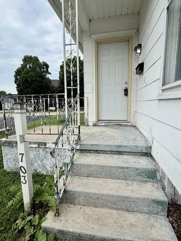 703 Park Place Sterling IL 61081
