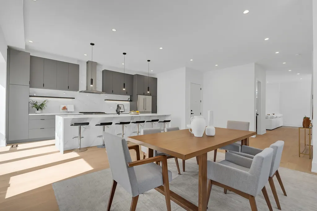 505 West Elm Street Chicago IL 60610
