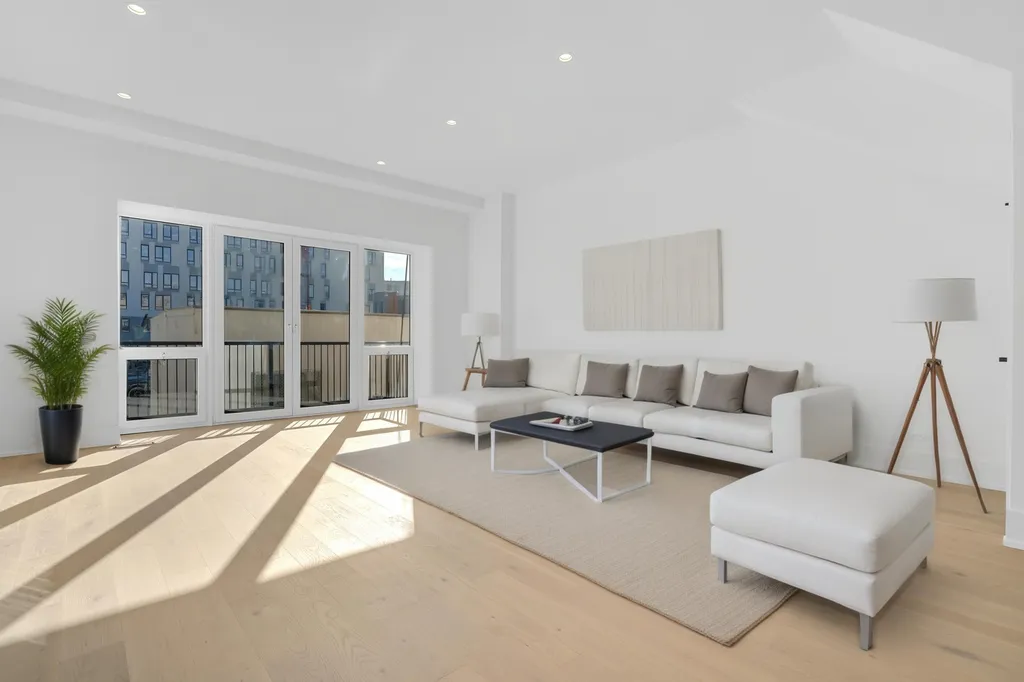 505 West Elm Street Chicago IL 60610