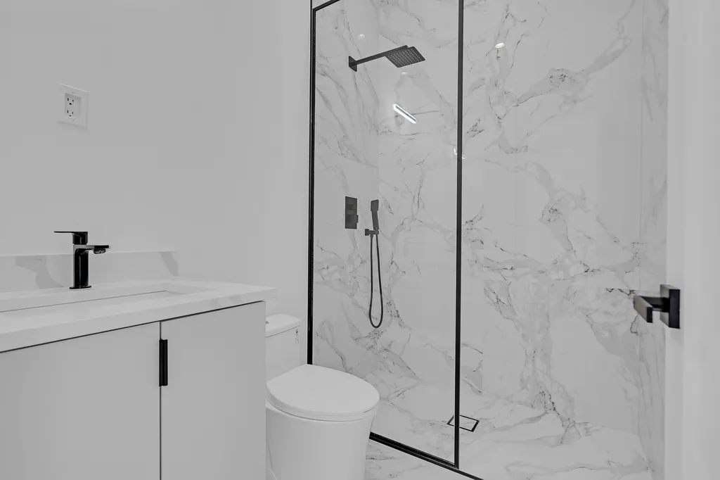 505 West Elm Street Chicago IL 60610
