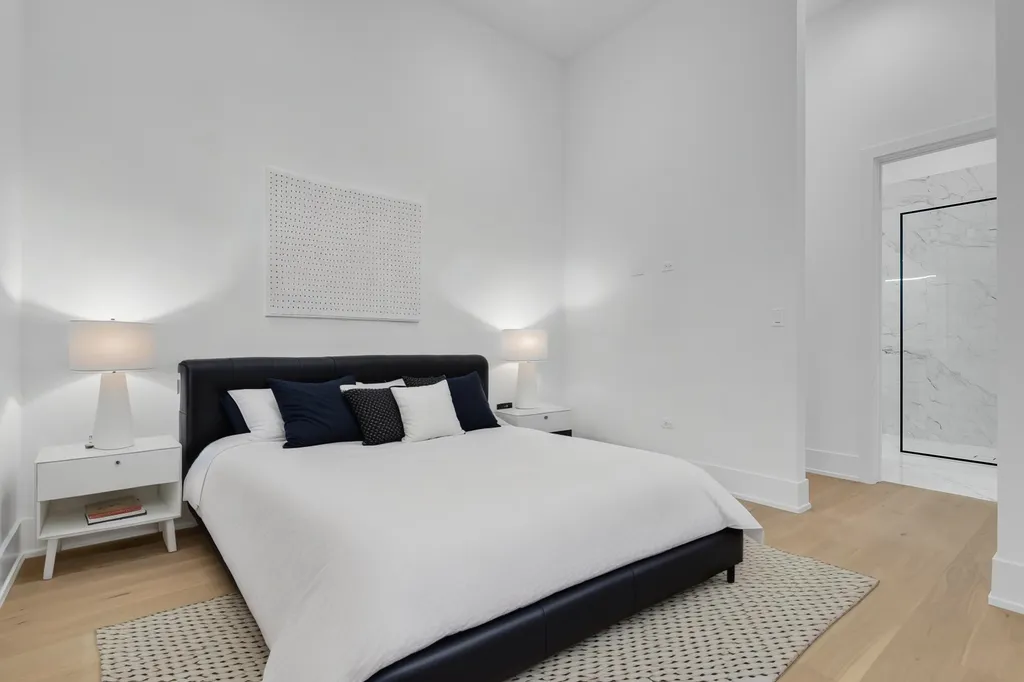 505 West Elm Street Chicago IL 60610
