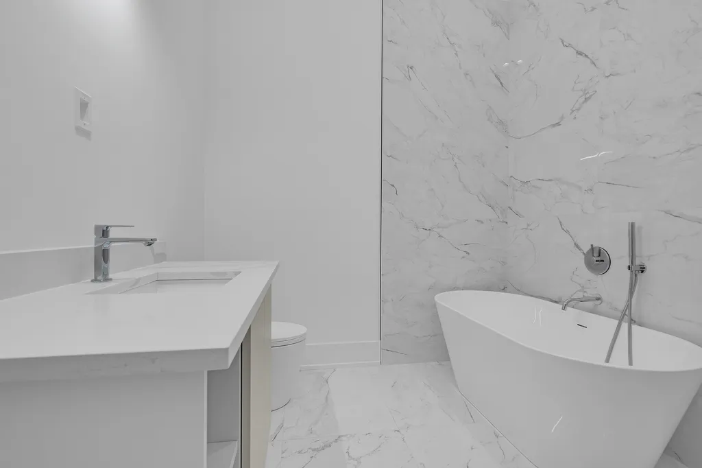 505 West Elm Street Chicago IL 60610