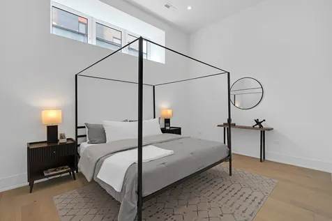 505 West Elm Street Chicago IL 60610