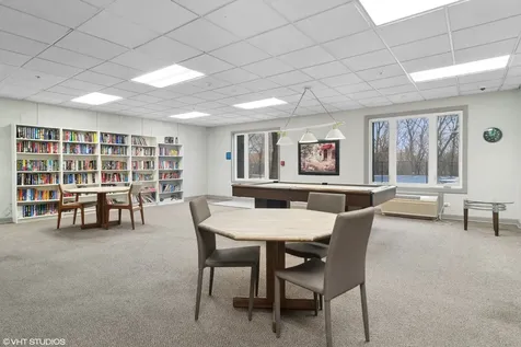 1 Renaissance Place Palatine IL 60067
