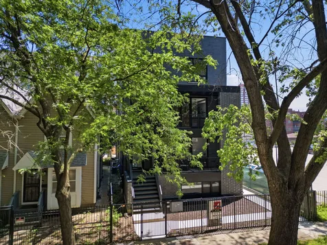 5039 North Winthrop Avenue Chicago IL 60640