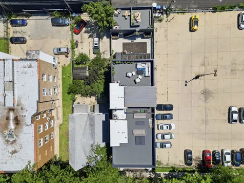 5039 North Winthrop Avenue Chicago IL 60640