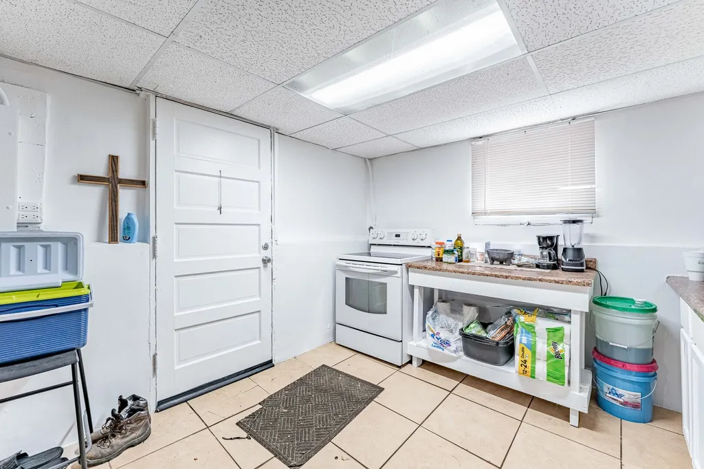 5933 South Sacramento Avenue Chicago IL 60629