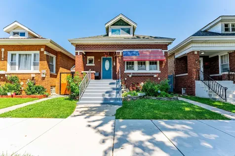 5933 South Sacramento Avenue Chicago IL 60629