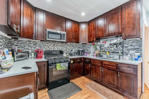 5933 South Sacramento Avenue Chicago IL 60629