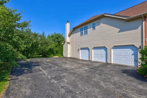 5587 Notting Hill Road Gurnee IL 60031