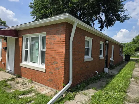 14916 Langley Avenue Dolton IL 60419