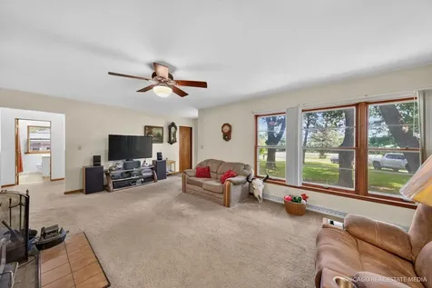 1507 North Il Route 23 Highway Marengo IL 60152