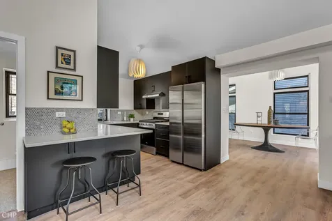 3752 North Magnolia Avenue Chicago IL 60613