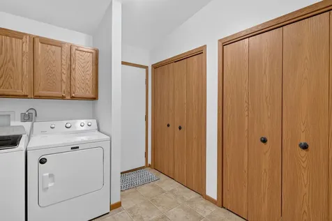 102 North Roma Court Toluca IL 61369