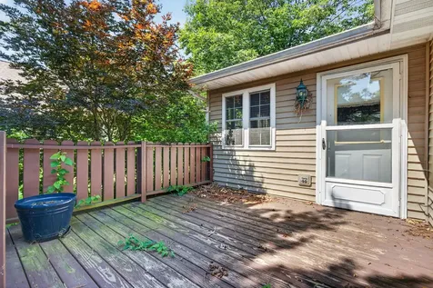 102 North Roma Court Toluca IL 61369