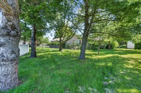 102 North Roma Court Toluca IL 61369