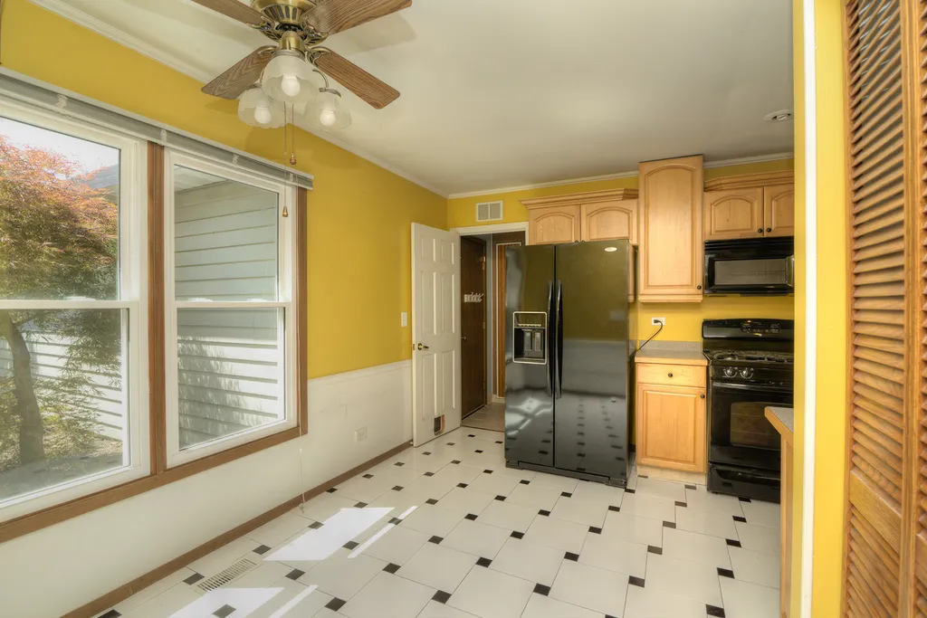 190 Appleby Drive Glendale Heights IL 60139