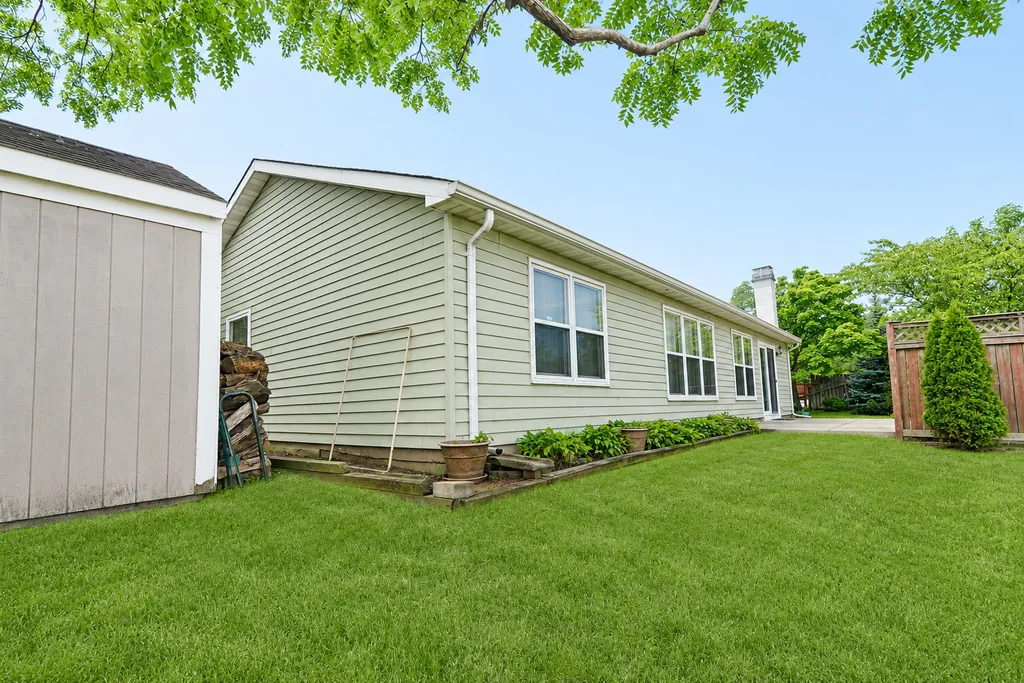 190 Appleby Drive Glendale Heights IL 60139