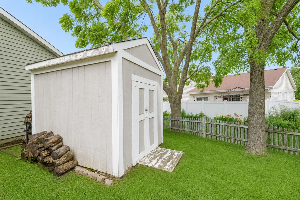 190 Appleby Drive Glendale Heights IL 60139