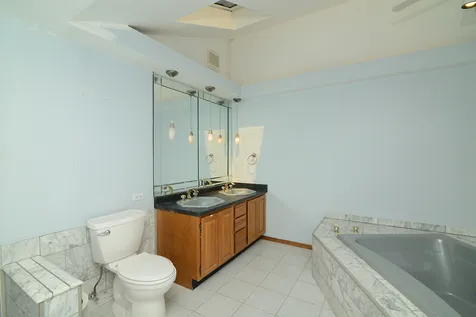 190 Appleby Drive Glendale Heights IL 60139