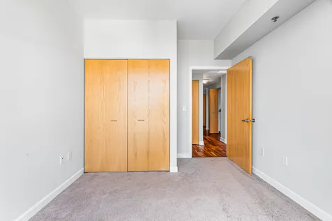 5 East 14th Place Chicago IL 60605