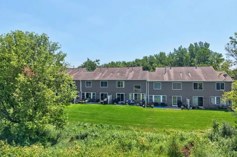 405 Locksley Drive Streamwood IL 60107